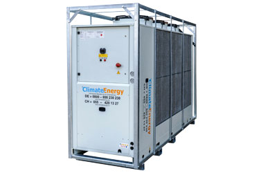 Abbildung eines leistungsstarken, modernen 100 kW Kaltwassersatz, Kühlaggregat, Chiller zur Anwendung bei Prozesskühlung, Gebäudeklimatisierung und Hallenkühlung.